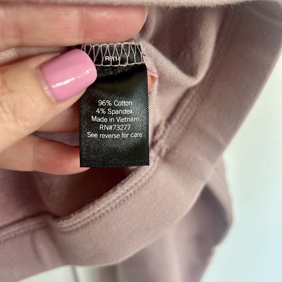 FLX 3/4 zip jacket. Beautiful mauve color. Size XL - Picture 4 of 5